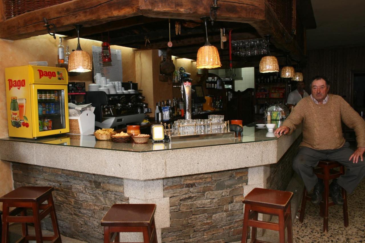 Отель A Taberna De Vento Лалин Экстерьер фото