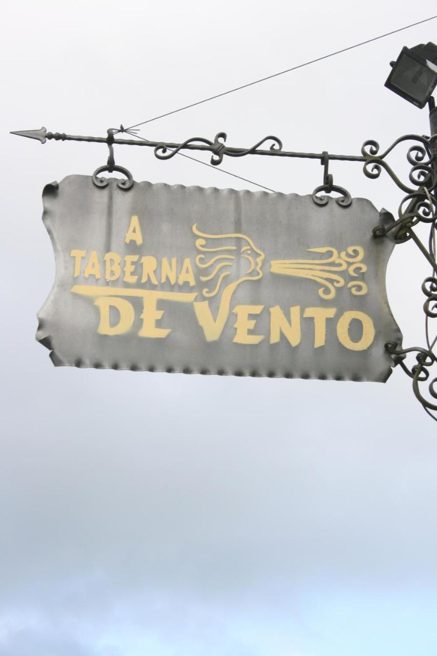 Отель A Taberna De Vento Лалин Экстерьер фото